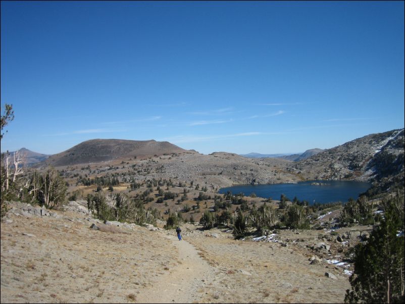 2005-10-16 Round Top (40) Winnemucca Lake and Elephant's back